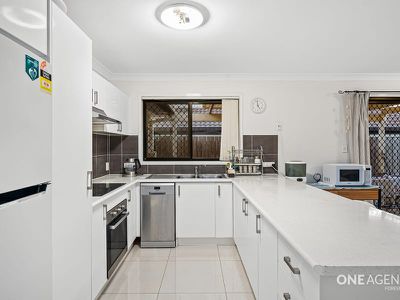 36 Jubilee Ave, Forest Lake