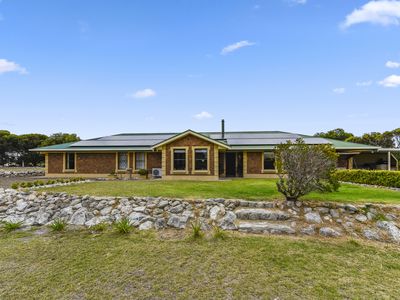 17 Admella Drive, Beachport