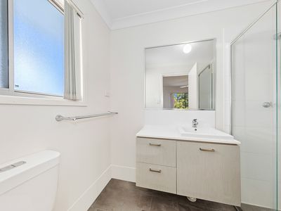 60 / 2 Lavender Drive, Griffin
