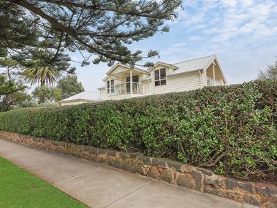 1 / 94 Gipps Street, Port Fairy