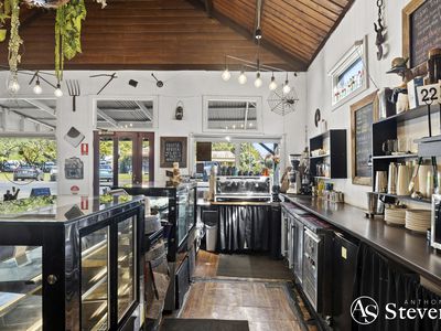 An Established Café with Popular Indoor and Outdoor Dining Spaces
