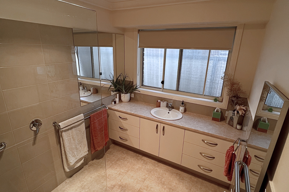 2 / 8-10 Unwin Street, Kyabram