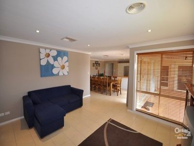 1 Hastings Court, Dubbo