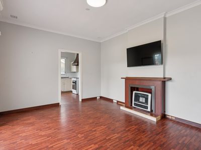 8 Finnan Street, Cloverdale