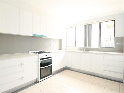 2 / 98 Wollongong Road, Arncliffe