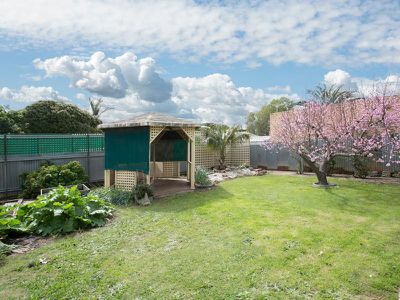 7 Graham Ave, Hackham