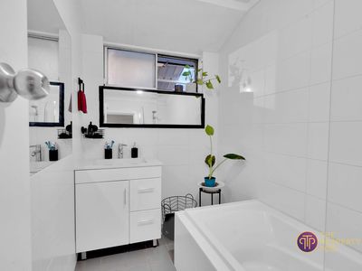 10 Kettering Way, Huntingdale