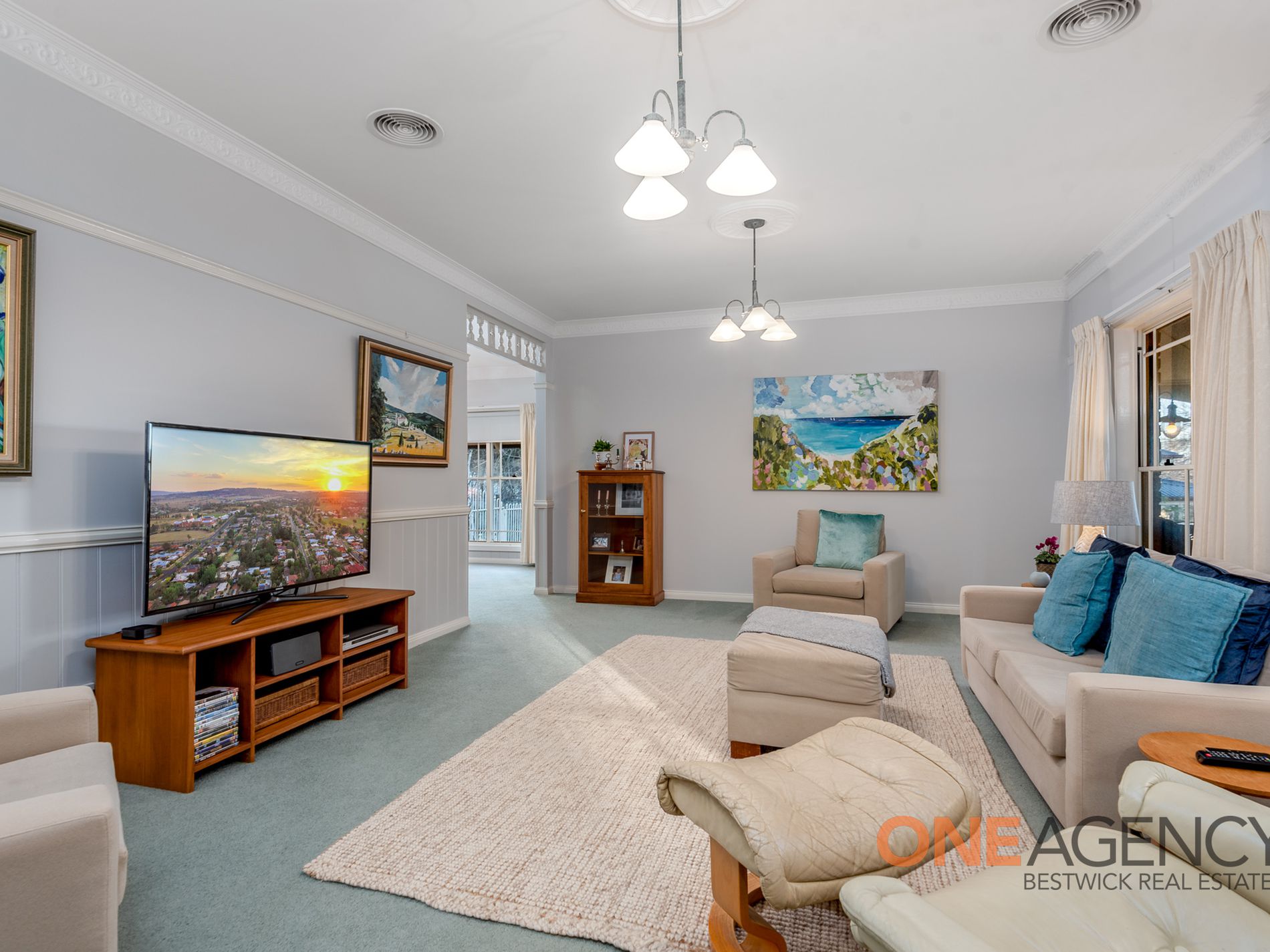 10 Pryce Parade, Abercrombie