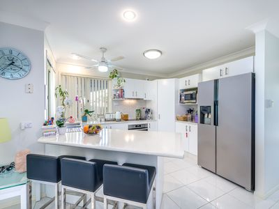 5 / 5 Chanell Close, Coombabah