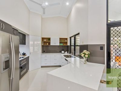 63 Chelsea Drive, Condon