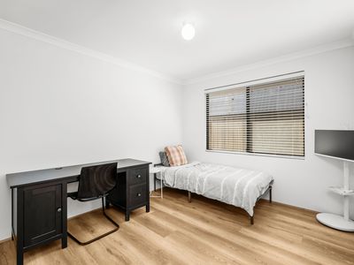 14 Berkeley Loop, Piara Waters