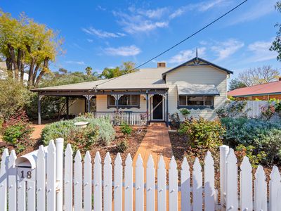 18 Lyall Street, Lamington