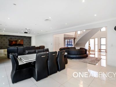 8 Armisfield Street, Doolandella