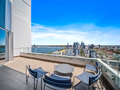 2406 / 63 Adelaide Terrace, East Perth