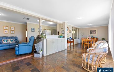 10 Wirilda Way, Parkwood