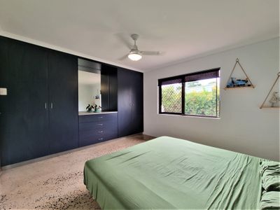11 Alma Street, Atherton