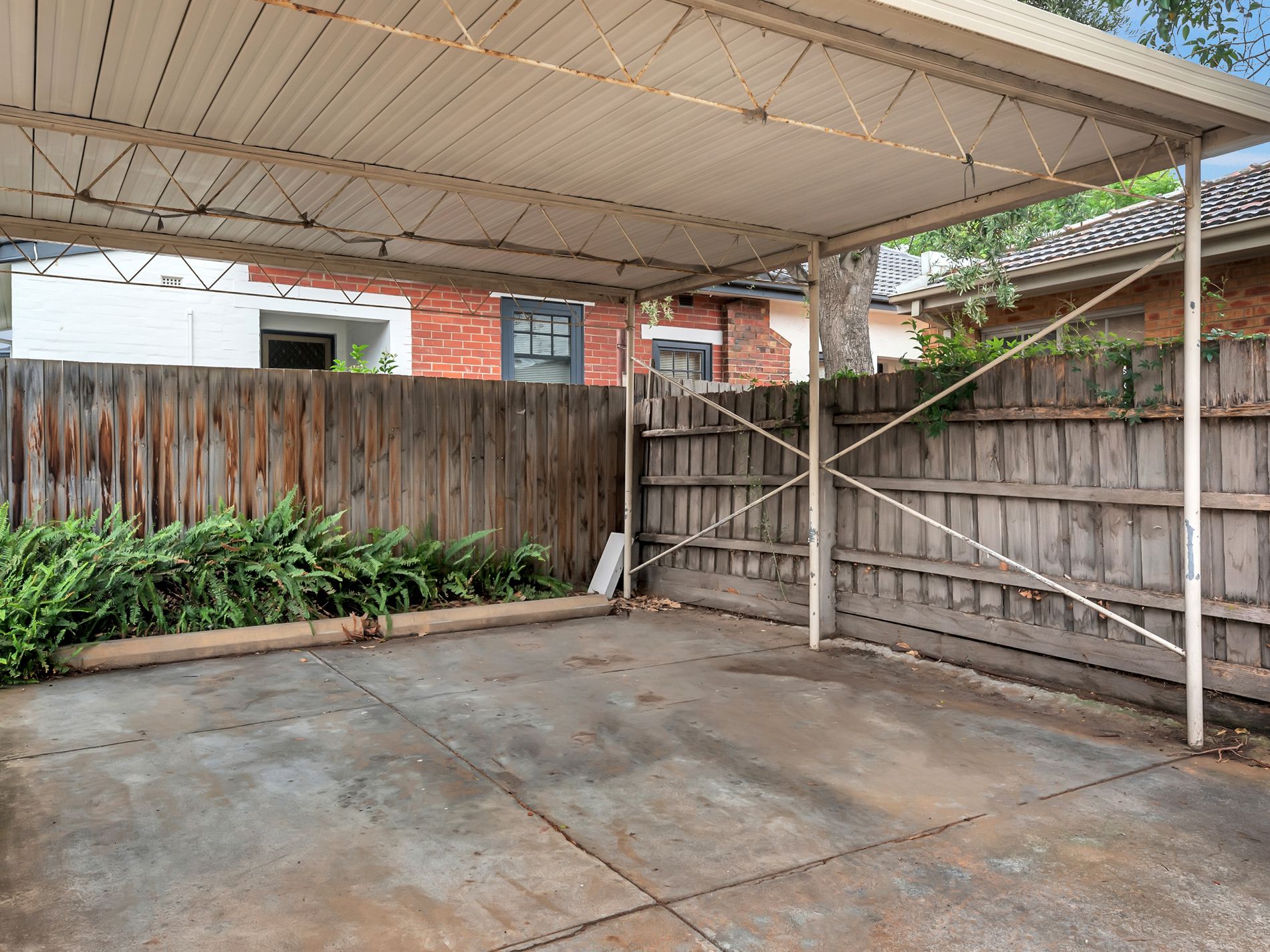 2/21 Hobart Road, Murrumbeena