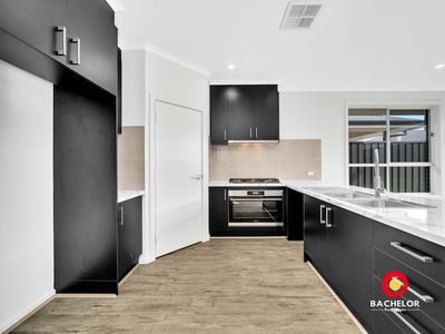 13 Gaynor Avenue, Paralowie