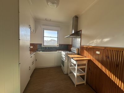 5 Olney Avenue, Thomson