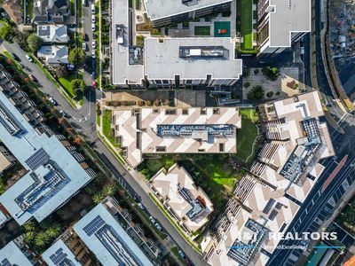 DM15 / 1 Village Mews, Caulfield North