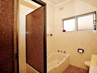 5 carrisbrook Avenue, Bexley North