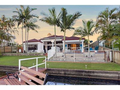 15 Topsails Place, Noosa Waters