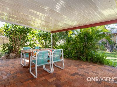16 Nalkari St, Coombabah