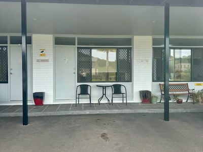 8 / 175  Baraang Drive, Broadwater