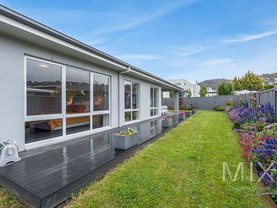 11 Dowding Crescent, New Town