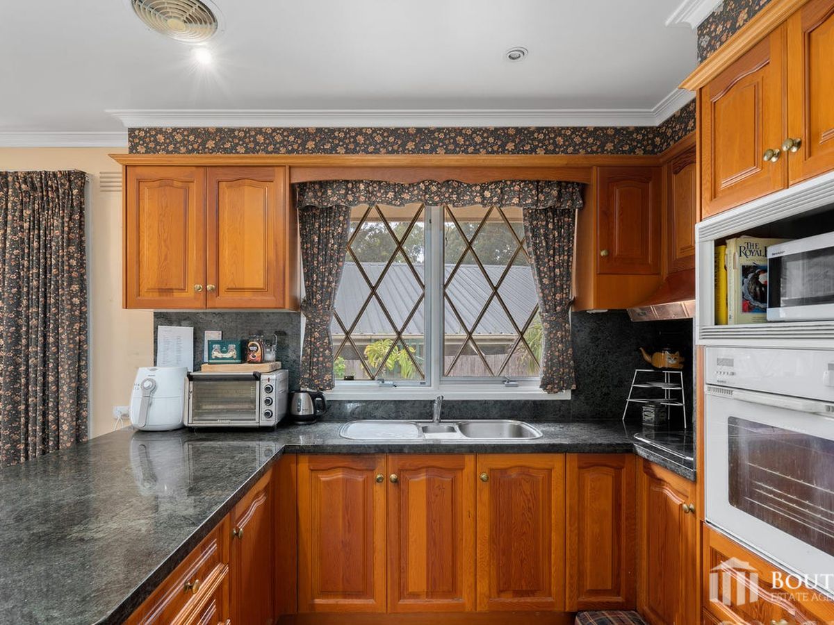 21 Stableford Avenue, Glen Waverley