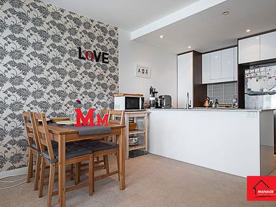 284 / 1 Mouat Street, Lyneham