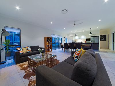 8 Torrens Crescent, Wakerley