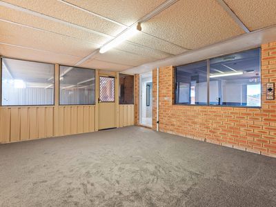 8A Beebin Place, Yangebup