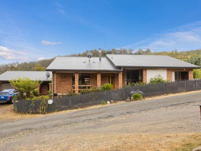 679 Gulf Road, Liffey