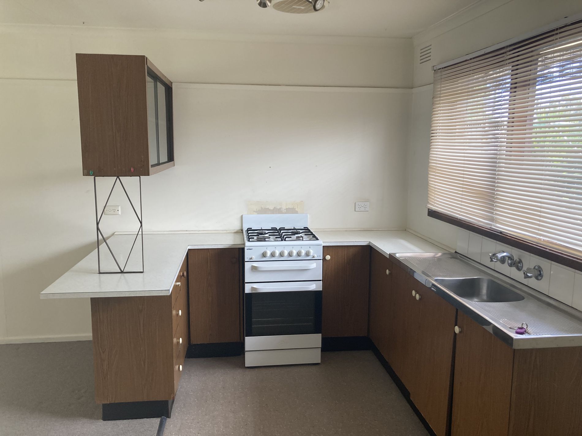 3 / 30 Westmoreland Street, St Albans Park