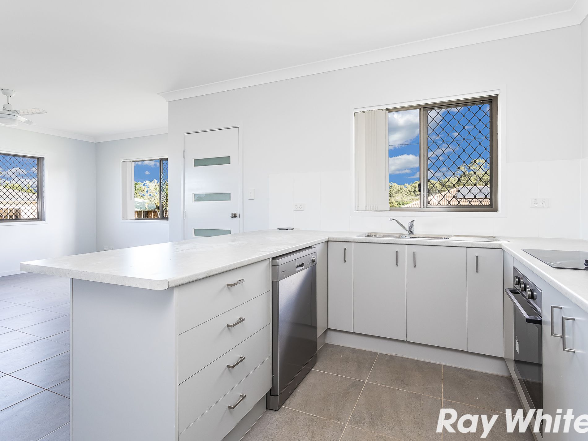 1/7 Blackbird Terrace, Kallangur