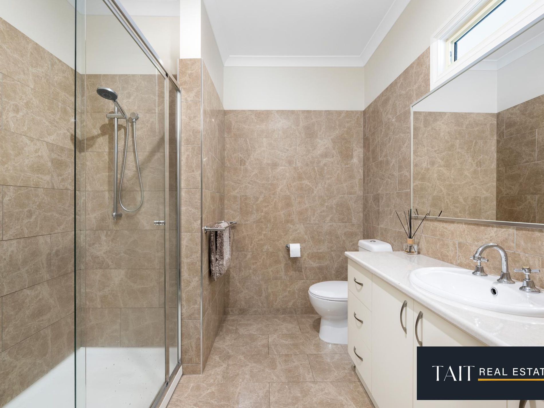 6 Alpine View, Wangaratta