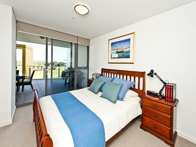 302 / 21 Bow River Cres. , Burswood