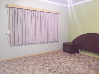 5 Beagle Place, Belmont