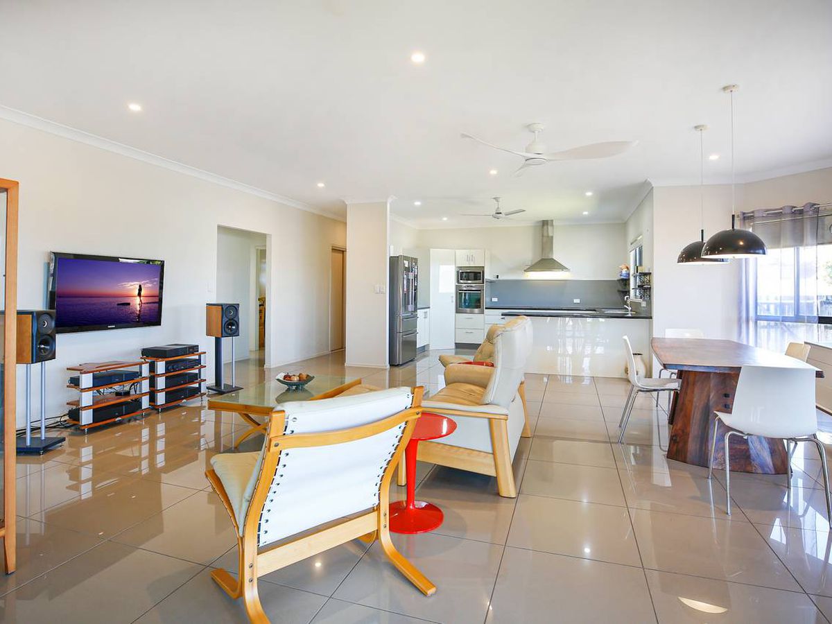 4 Lavender Crescent, Atherton