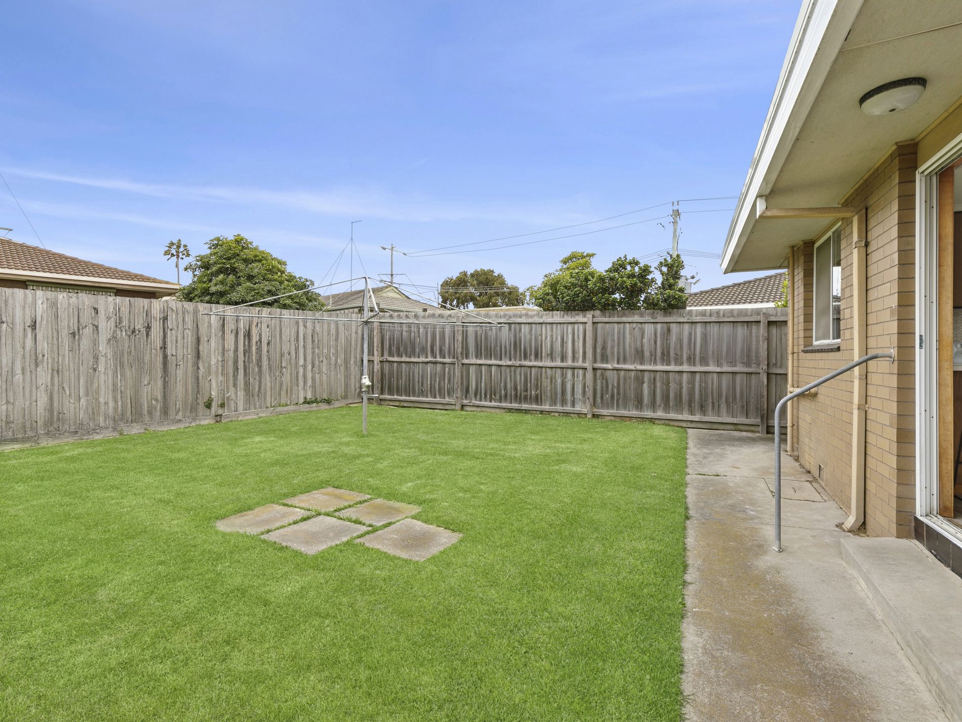 98 Kensington Road, Leopold