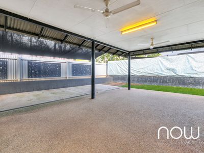 11 Inverway Circuit, Farrar