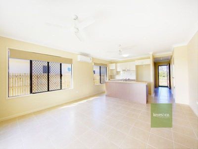 19 Somerton Street, Deeragun