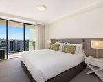 404 / 98 Alexandra Parade, Alexandra Headland