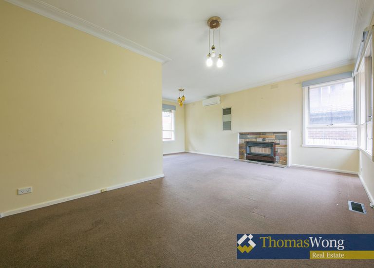 28 Koonung Road, Blackburn North