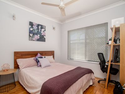 12 Whipbird Court, Urangan