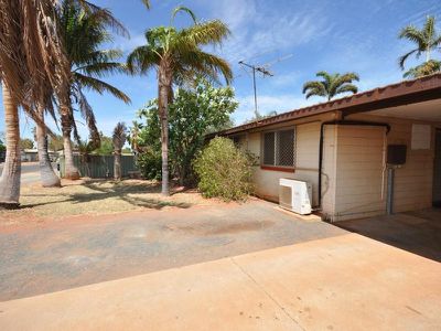 10 Huxtable Crescent, South Hedland