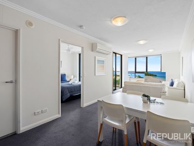 29 / 136 Marine Parade, Southport