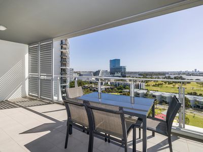 1102 / 96 Bow River, Burswood