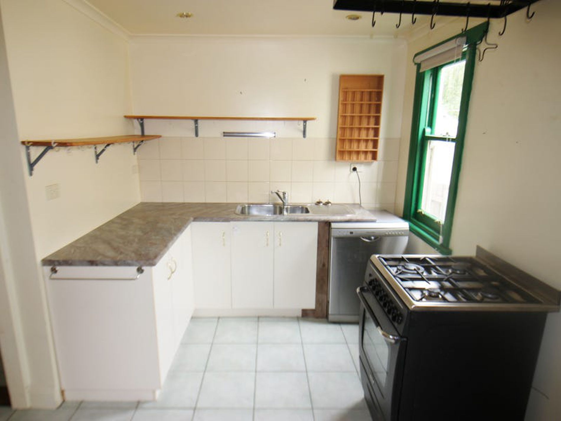 12 Craddock Street, North Geelong